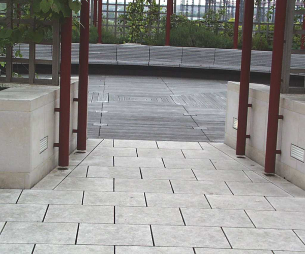 Paved-Area-after-Algoclear-Cleaning-Process